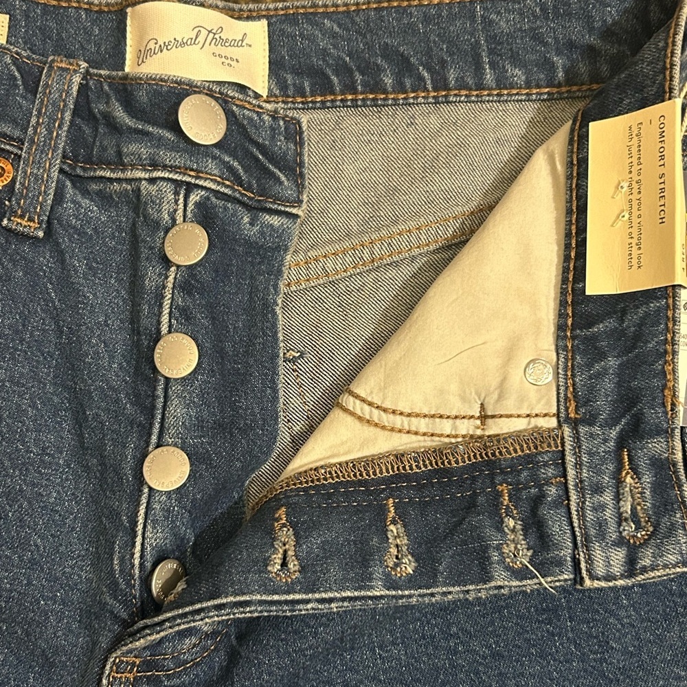 Universal Thread Women’s Dark Blue Straight Jeans - Picture 7 of 7